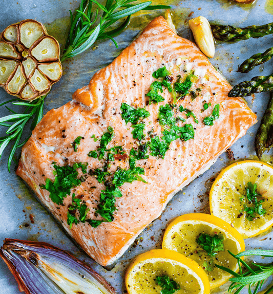 Gebackener Lachs mit Fenchelkruste und Gemüse